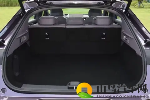 1199万起,中大型轿跑,800V快充+激光雷达,启源A06靠不靠谱?-1