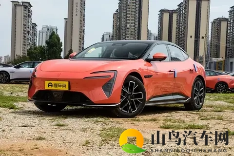 华为辅助驾驶+空气悬挂，这款中型车有豪华车的味道？-2