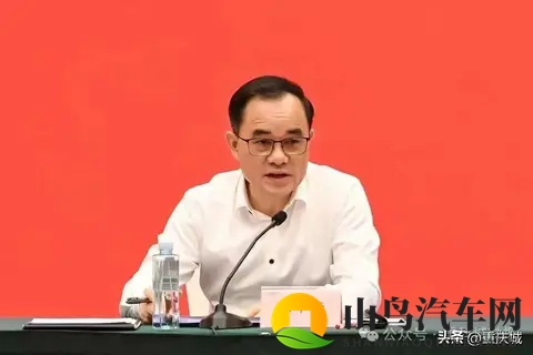 朱华荣，卸任这家车企董事长！-1