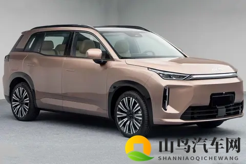 告别增程焦虑！AION i60 实测：科技普惠，主打一个亲民-3