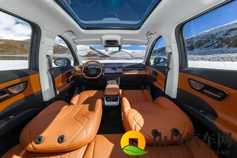 第五代瑞虎8预售了，个人感觉豪华版就很香-2