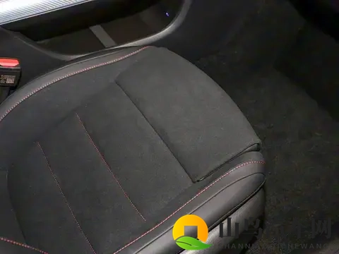 小黄鸭app下载,防风险软件安装：安全应用获取,规避隐患程序添加-2