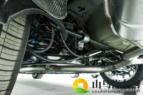 天天操天天日天天干天天舔：汽车制造背后的辛勤汗水：揭秘产业工人精神-3