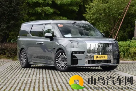 豪华MPV新选择?极氪009全方位解析,限时权益加持值不值得冲-3