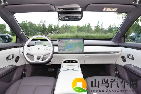 沃尔沃XC60遇奥迪Q5L!25万级豪华SUV核心选择题-1