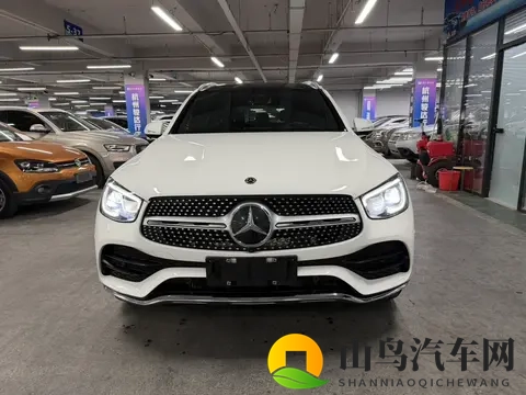 25万拿下白色奔驰GLC,体验零百69秒的豪华!-2