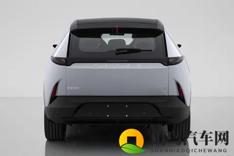 EZ-60亮相长安马自达粉丝盛典，指导价1199万元起-1