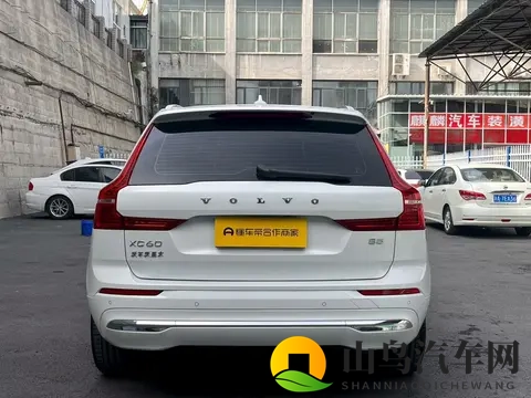 一手准新！高颜值沃尔沃XC60，都市精英新选择-3