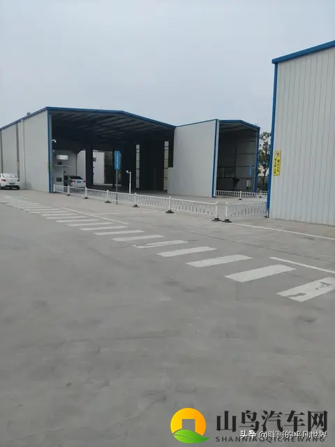 私家车年检:不止是规定,更是您与道路的安全契约!-1