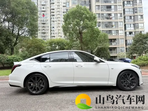 几个W就能圆梦？22年凯迪拉克CT5，体验美式豪华！-1