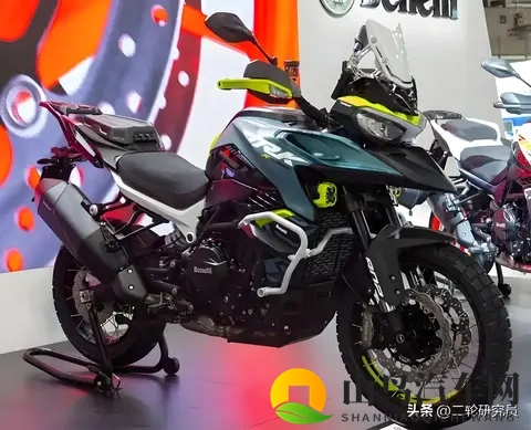 TRK 902X vs 602X!贝纳利双车对决,谁才是摩友心中的探险之王?-3