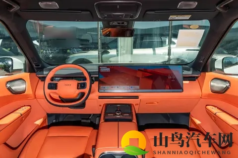 大三排SUV横评！乐道L90和领克900谁才是大家庭的优解？-2