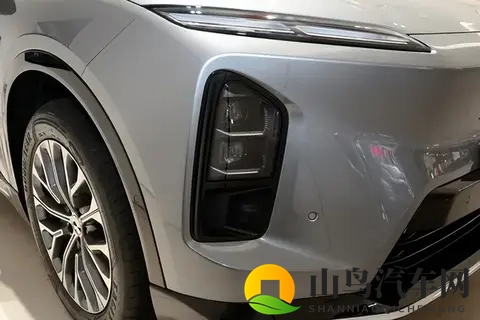 还在纠结燃油车？这一代智能SUV或许会改变你的决定-3