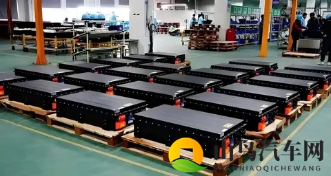 合资强势反扑？奔驰固态电池实测1205km，国产新能源慌了？-2