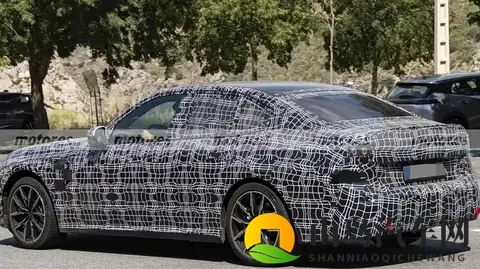 全新一代宝马3系效果图曝光!网友:除了车标,其他都变了-2