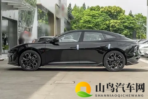 试驾体验：650km续航加持，全家出行轻松不焦虑-2