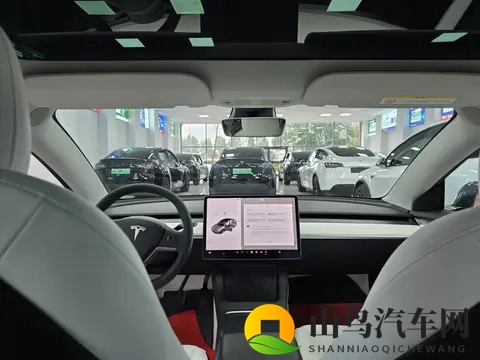 21年特斯拉Model3:5万公里一手车,代步通勤电动新选?-2