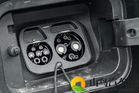 实测300公里，捷途山海L7 PLUS，旅行小房车就选TA-1