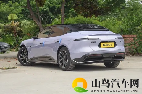 年轻人眼中的豪华轿车，试驾阿维塔06，192线激光雷达真香-3