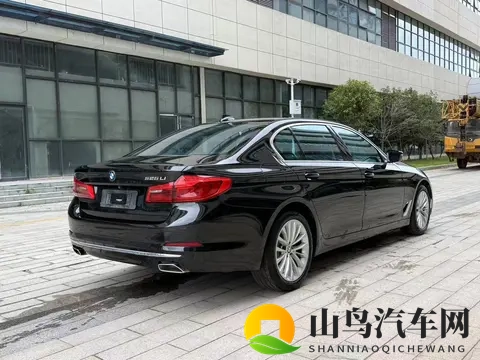 20万拿下行政级座驾，20款宝马525Li豪华一手车-1