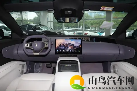 阿维塔12全新升级   十二项同级别尊享   标配华为四激光雷达  这车如何？-3
