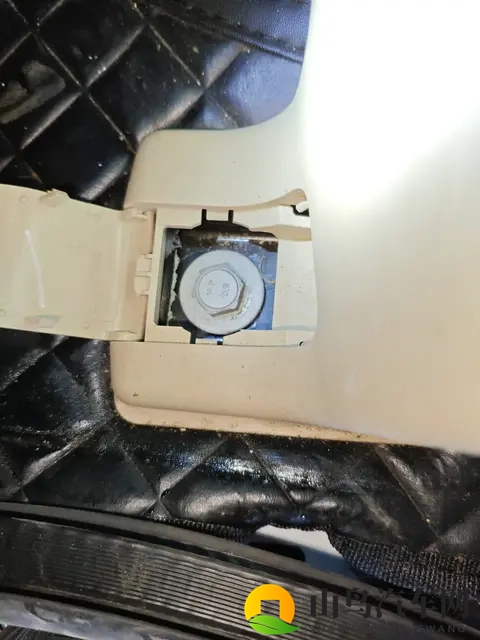 23年别克GL8陆尊,准新一手车,258万宜商宜家?-1