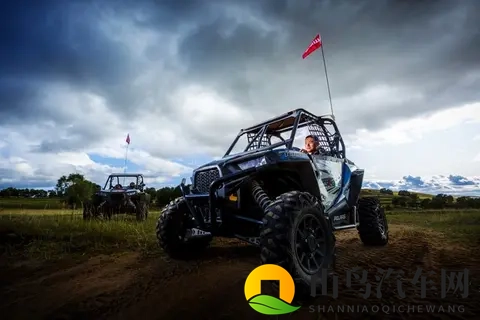 雏鸟圆你一个萝莉梦：萝莉梦想，雏鸟成真，共赴青春之约-2