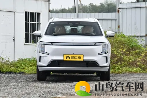 15万级插混大七座SUV，山海L7PLUS适合家庭出行-1