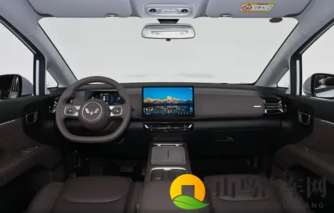 家用MPV新标杆？五菱星光730：真7座+电动侧滑门，细节满分-1