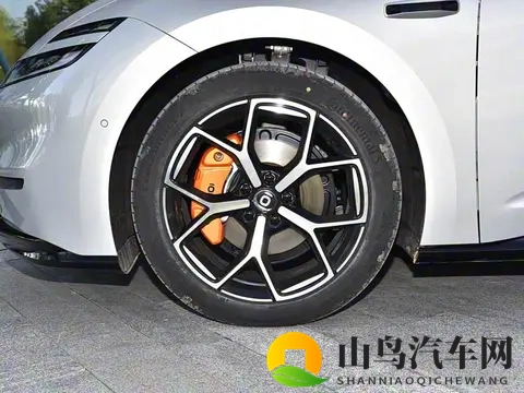 长安启源A06购车指南：增程与纯电版本配置分析与选择建议-2