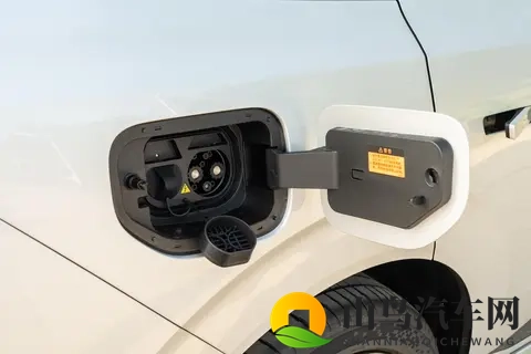 20万以内新能源SUV选购考量,2026款eπ008五座版深度体验-3