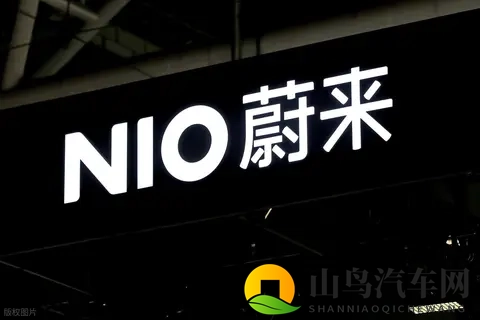 蔚来 “小老弟” 闯欧洲！萤火虫批量出海，从 MINI_Smart 手里抢蛋糕-2