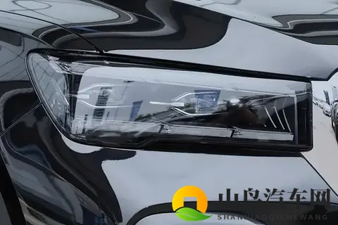 一年开了1万公里，我总结这款车最真实的使用感-2