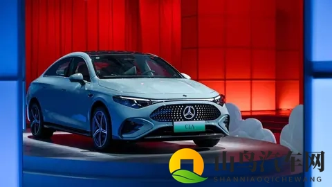 全新梅赛德斯-奔驰纯电CLA上市，249万元起-1
