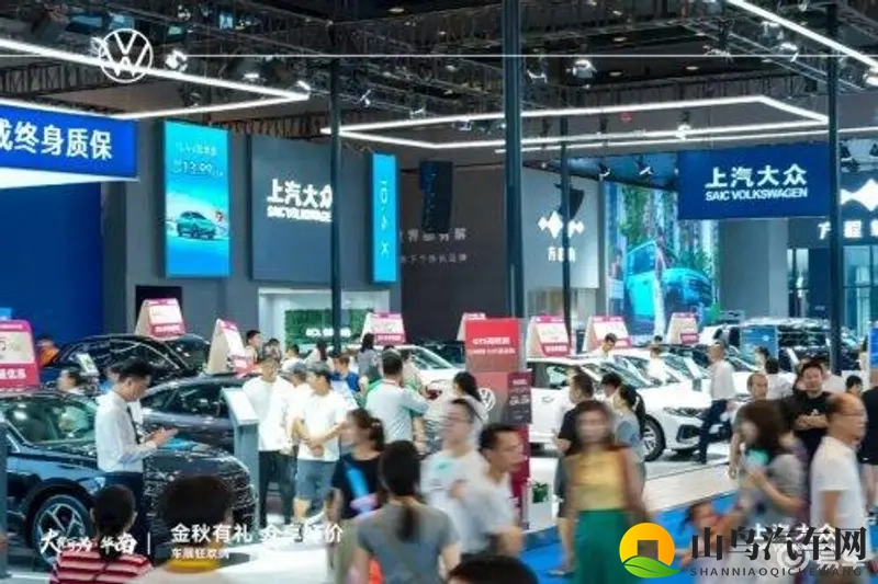 上汽大众火力全开：燃油电车双线并进-1