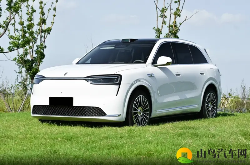 解读问界M7纯电版，配800V平台和“华为大礼包”-1