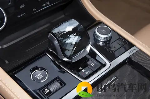 43 万豪车现卖 20 万还滞销！国产新能源把豪车价打 “崩” 了-3