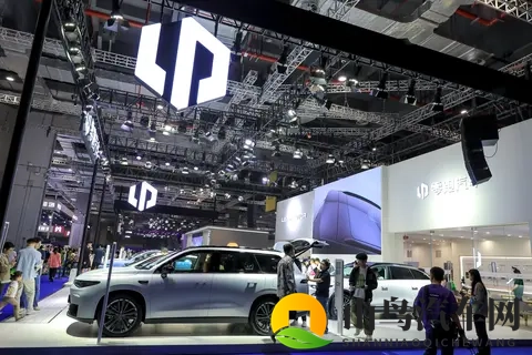 杰辉网络轻量版ios下载：科技新突破：轻量版iOS下载革新体验-2