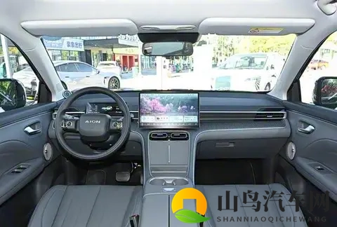 揉我 啊 嗯高潮孕妇：孕妇驾驶新科技汽车，体验舒适与安全-2