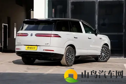 6座+防晕车,这台插混SUV真的是为家庭量身打造的吗?-1