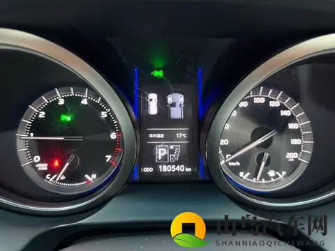 25万多拿下陆地巡洋舰，14款丰田普拉多带你翻山越岭-2