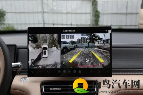 15万级中型SUV,7座空间灵活,续航能力强,家用合适吗?-3