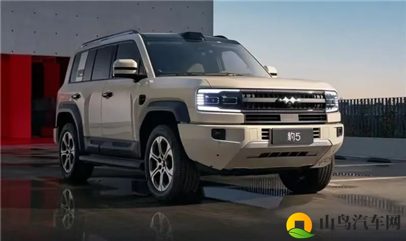 比亚迪产品矩阵又添新成员，豹5长续航版、豹8大五座版登场-1