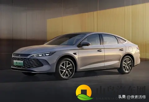 9万级卷王焕新!2026款秦L DM-i实测:续航油耗双突破,还降了价?-3