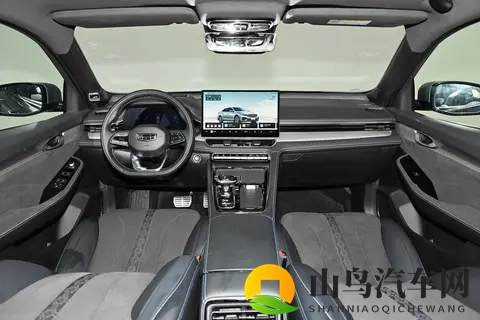 自主品牌紧凑型轿车挑战豪华品牌，吉利星瑞和奥迪A3L怎么选？-3