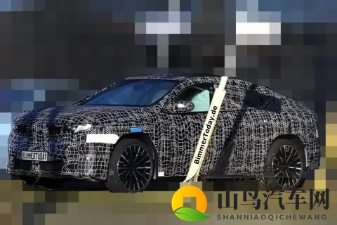 小米YU7 GT纽北再测试：1526马力三电机加持-1