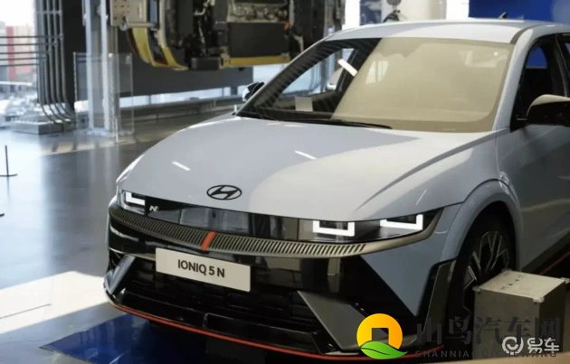 宝贝乖～腿弄大一点就不疼了：汽车座椅调整秘籍，舒适驾驶从此开始-1