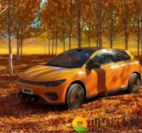 零跑 Lafa5：年轻人的大玩具-1