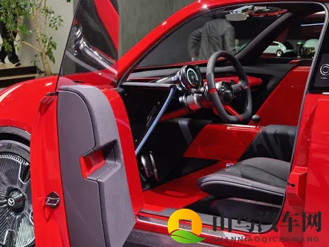 黄色软件入口:成人内容平台通道-2