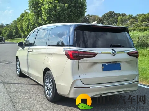 18岁以下禁看:未来驾驶革命:揭秘自动驾驶与新能源汽车-2